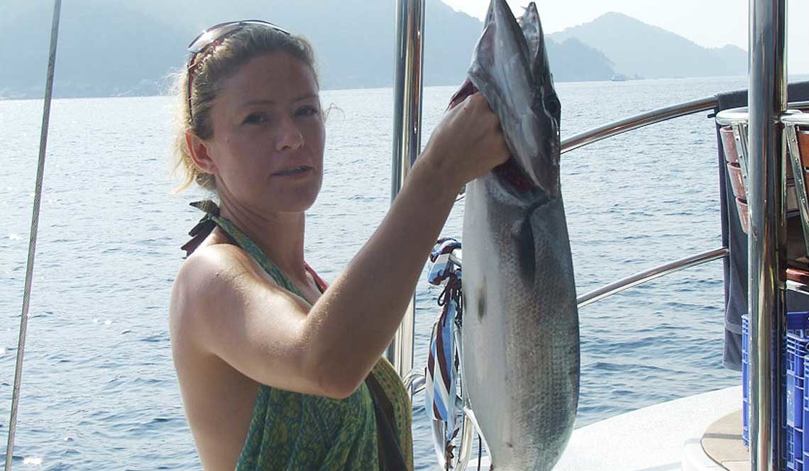 fishing catch your own meal on shangani yacht charter phuket