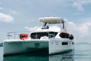 SHASHANI - 43ft Power Catamaran